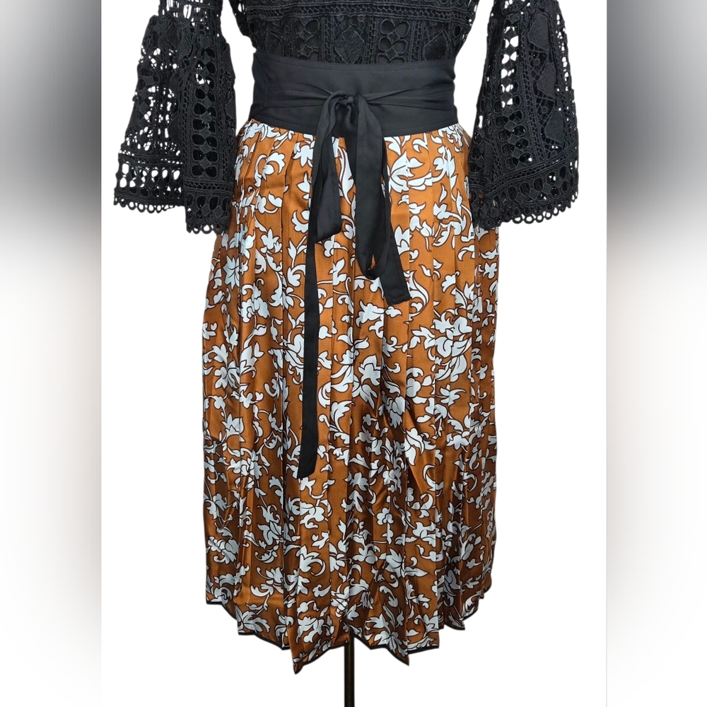 Tory Burch Silk Pleated Wrap Skirt NWT $498 Size 8 - Picture 5 of 11